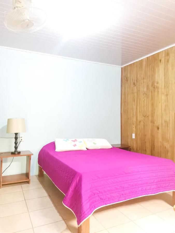 מלון Drakes Bay Casita Happy Feet And Tours Corcovado מראה חיצוני תמונה
